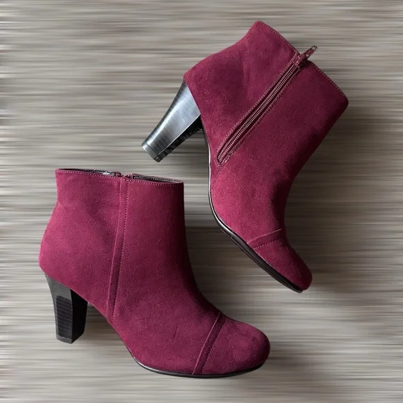 Aerosoles Scroll Book Womens Ankle Boots Burgundy Faux Suede - Picture 1 of 5